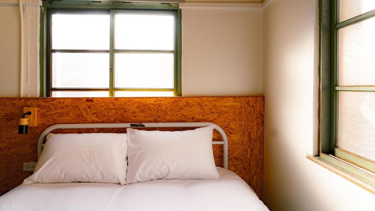 Dope Hostel Taichung Exterior foto