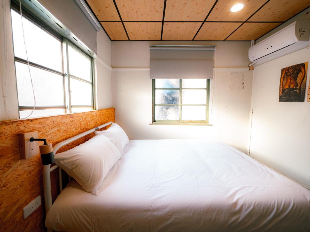 Dope Hostel Taichung Exterior foto