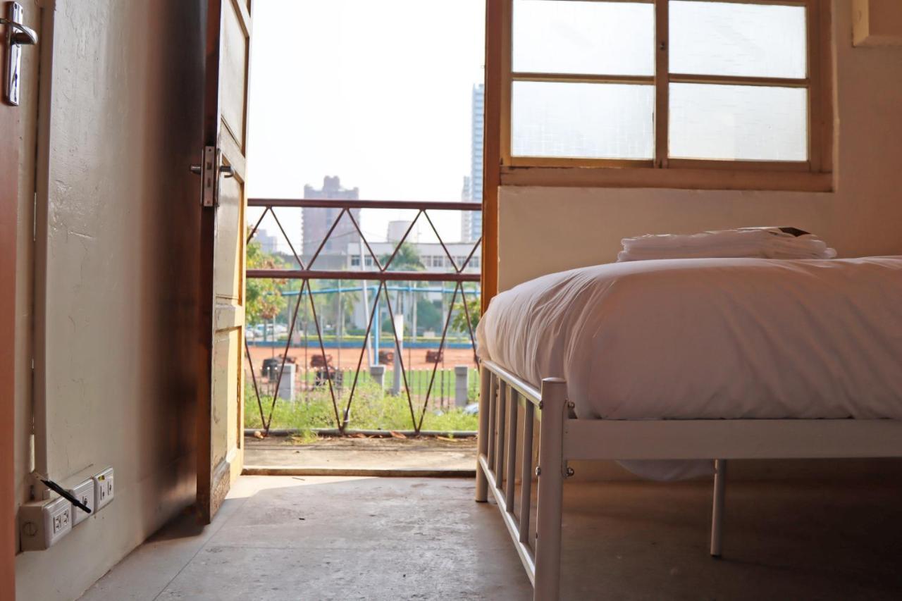 Dope Hostel Taichung Exterior foto